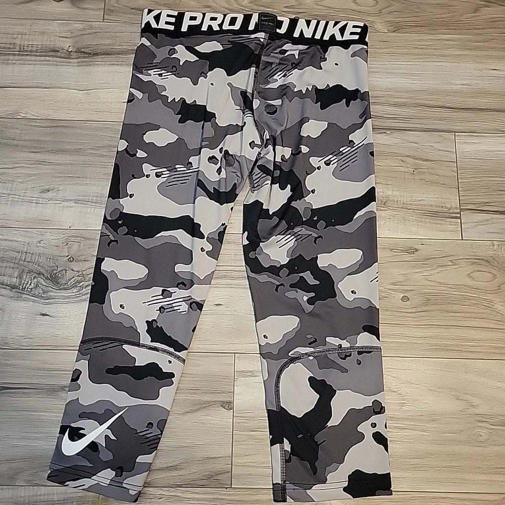 Nike Pro Compression Pants Boys XL Camouflage‎ 3/4 Gray Black Leggings